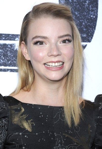 anya taylor-joy teeth|Anya Taylor Joy teeth then and now: before and after surgery。